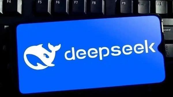 DeepSeek V4深度适配华为昇腾芯片
           4月24日，D