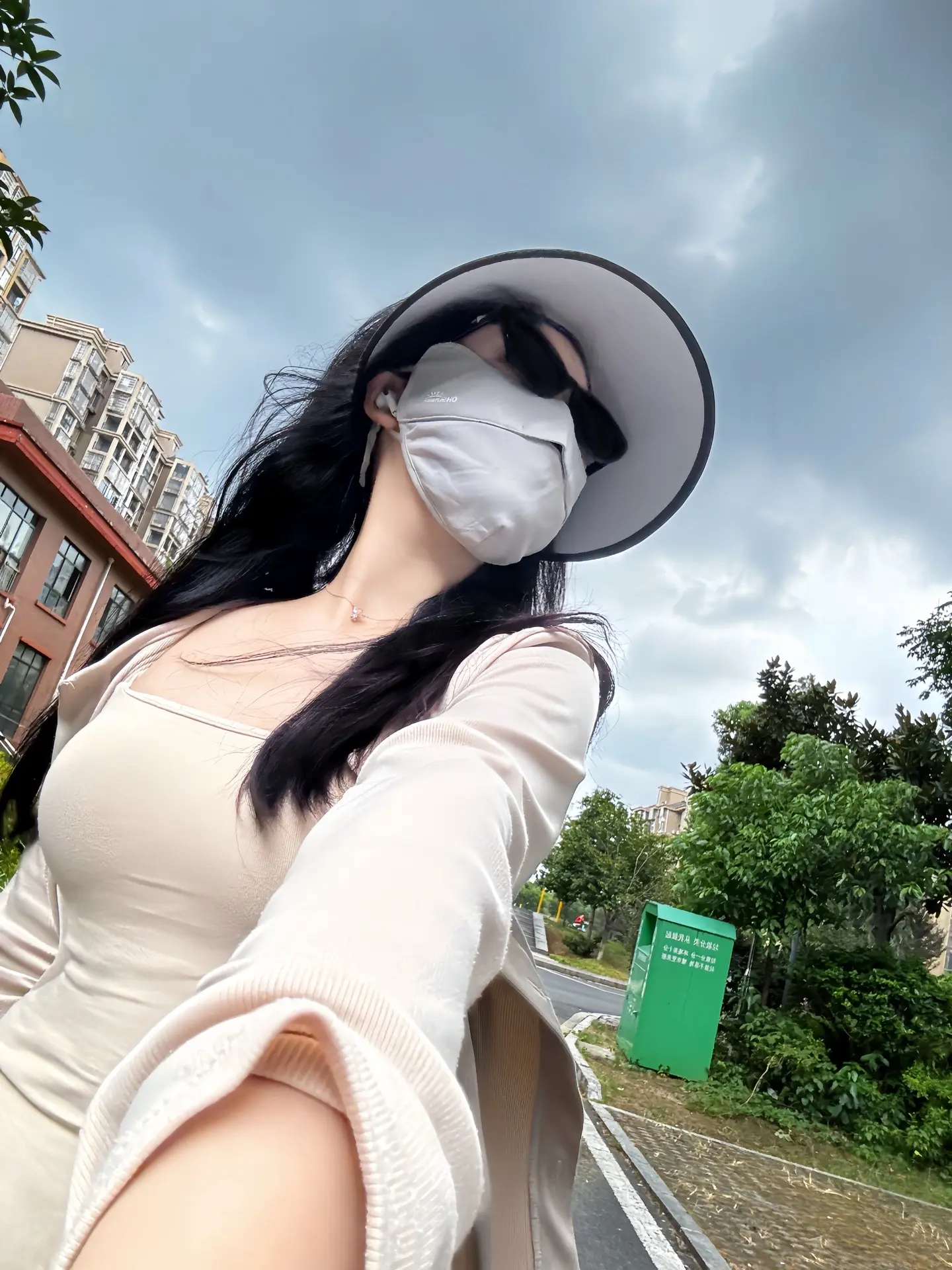 喜欢慢悠悠的日子和真诚的人