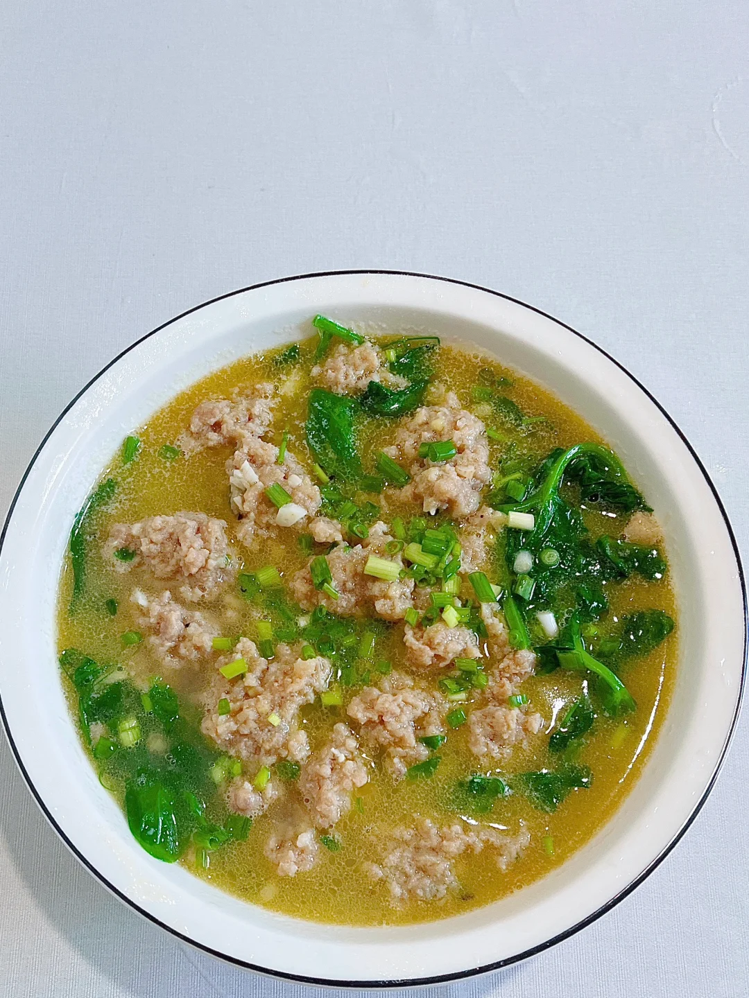 今天吃什么|在家做饭🍳豌豆尖肉丸汤（附做法
