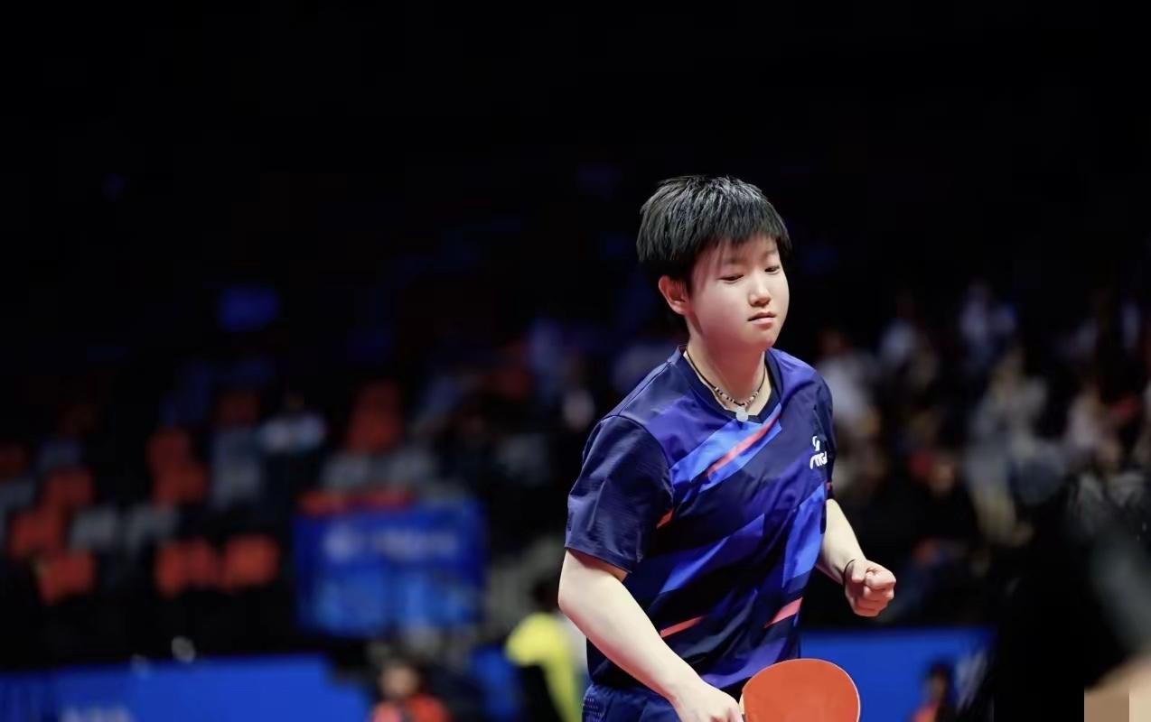 全运会乒乓球女单半决赛，孙颖莎和朱雨玲的这场对决太精彩了。朱雨玲先声夺人，11比