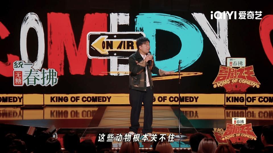 方便面配米饭 幸福得头昏眼花   听着方便面配米饭就很硬核，晕碳是真的，但那一口