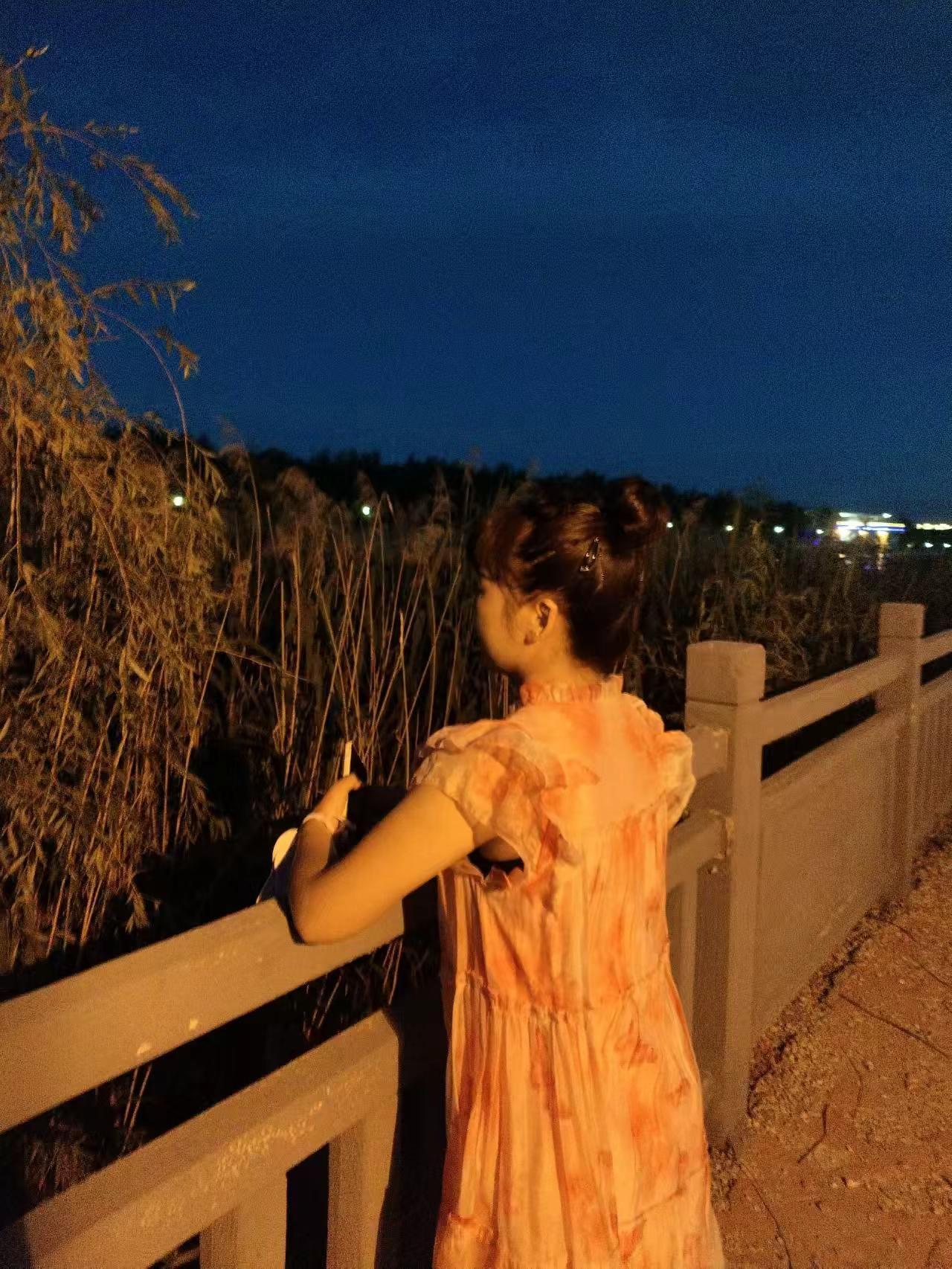 要记得，什么都会变，时间久了，           铁都会生锈，更何况善变的人心