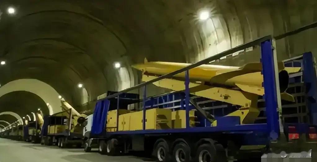 就因为俩字母，伊朗导弹竟被硬扯成中国东风，这谣言可太能给我们添乱了！
 
最近伊