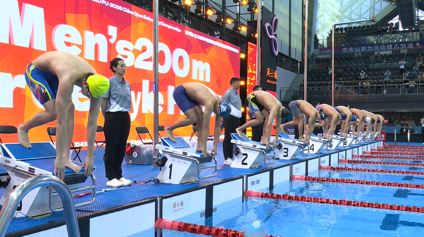 #潘展乐200自预赛小组第二# 2026年中国游泳公开赛男子200自预赛，潘展乐