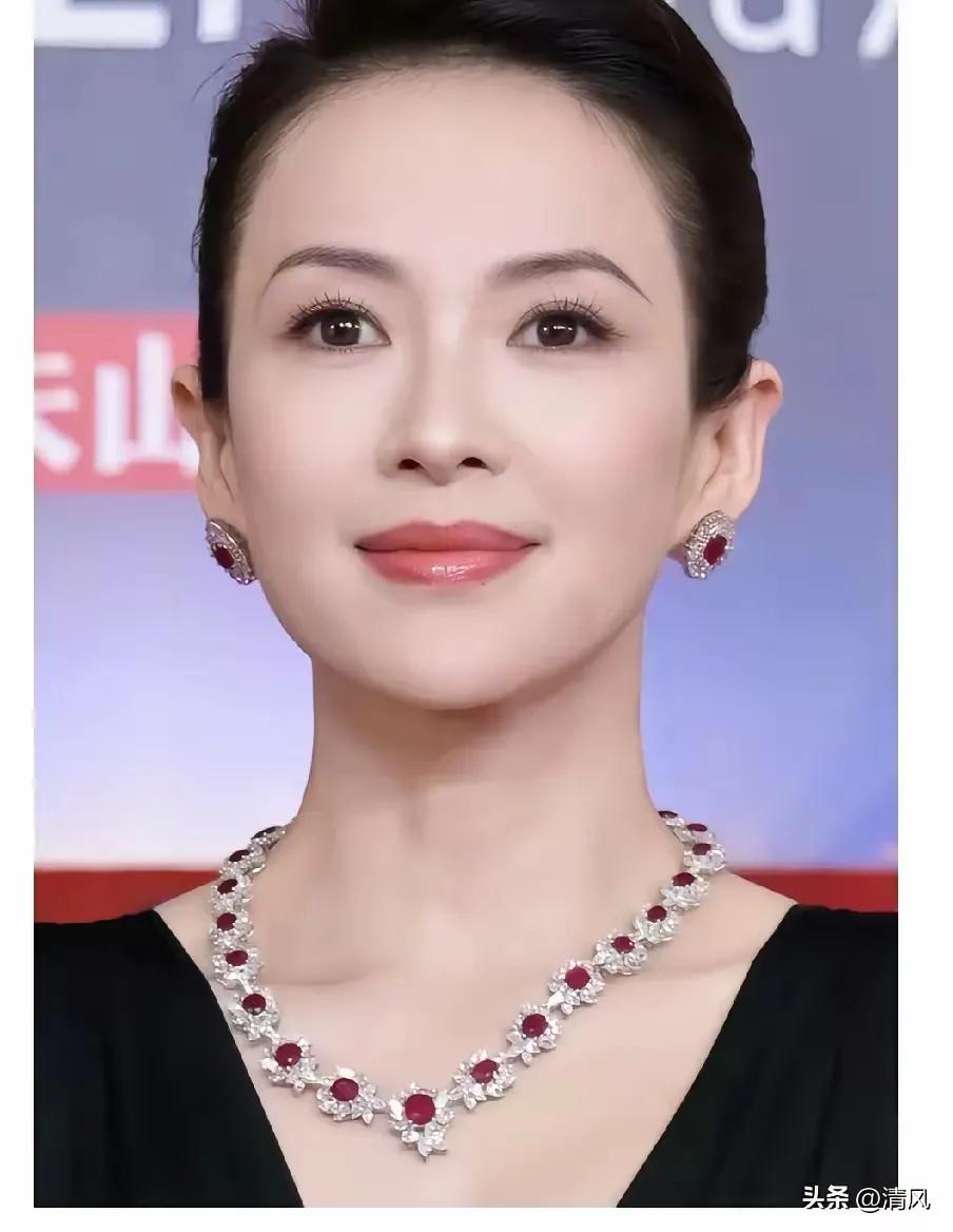 7月5日凌晨，摇滚歌手汪峰罕见在微博发布长文，字里行间满是对前妻章子怡的倾慕与感
