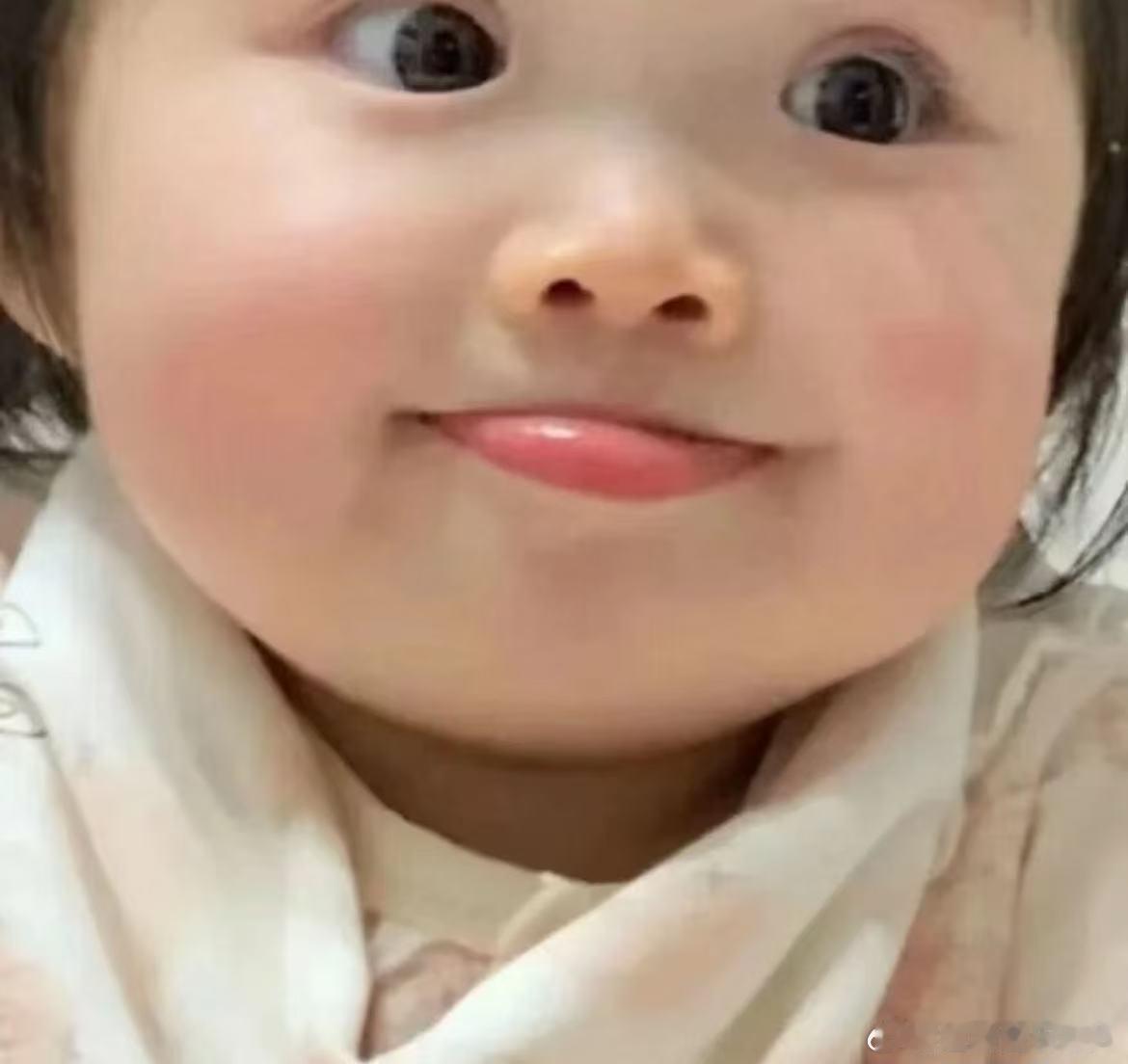 对长得标准的东西没抵抗力对一切长得周正标准的事物毫无抵抗力，线条利落、形态好看，