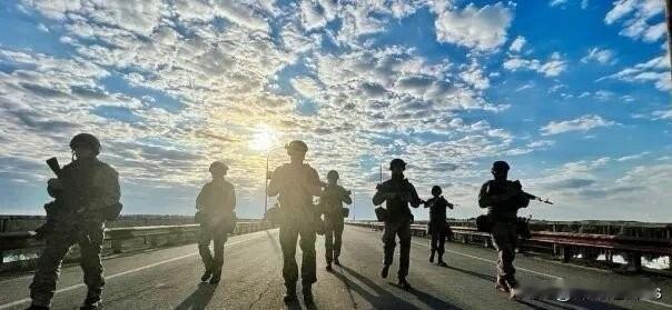 战场上的幽灵，俄罗斯士兵的噩梦图曼特种部队成立即开挂，专 为猎杀而生的幽灵部队，