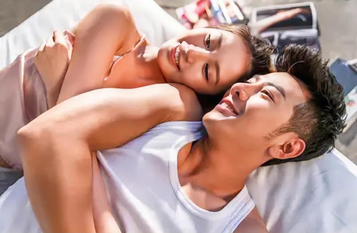 你知道你的另一半为什么会选择你吗？

荣格说，爱从来不是偶然。一个人爱上你往往就