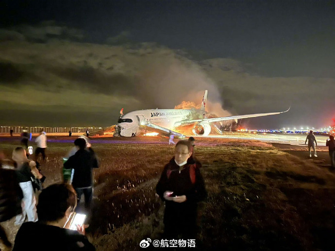 【中国媒体人是如何为日本造神的？】说中国不少媒体人拿了日本相关部门的钱，在为日本