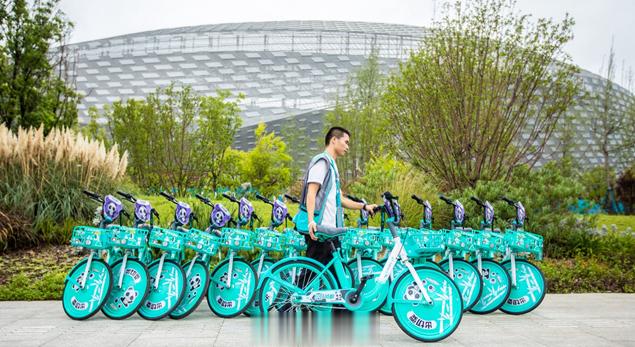 #滴滴组建大运会独家保障车队#【来成都，坐滴滴，行大运！】7月28日晚，成都第3