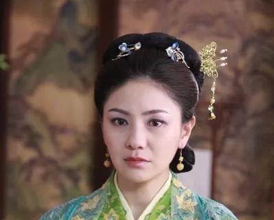 1397年，安庆公主跪在朱元璋面前痛哭：“父皇真的要眼睁睁看着女儿成为寡妇吗？”