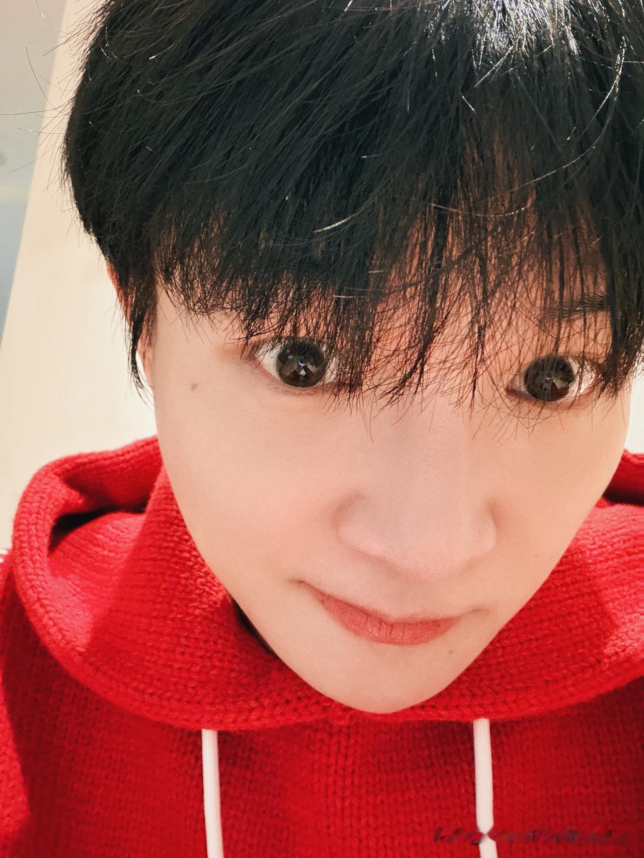 初二快乐[烟花][烟花][烟花]深深宝贝[飞吻][飞吻][飞吻]@周深