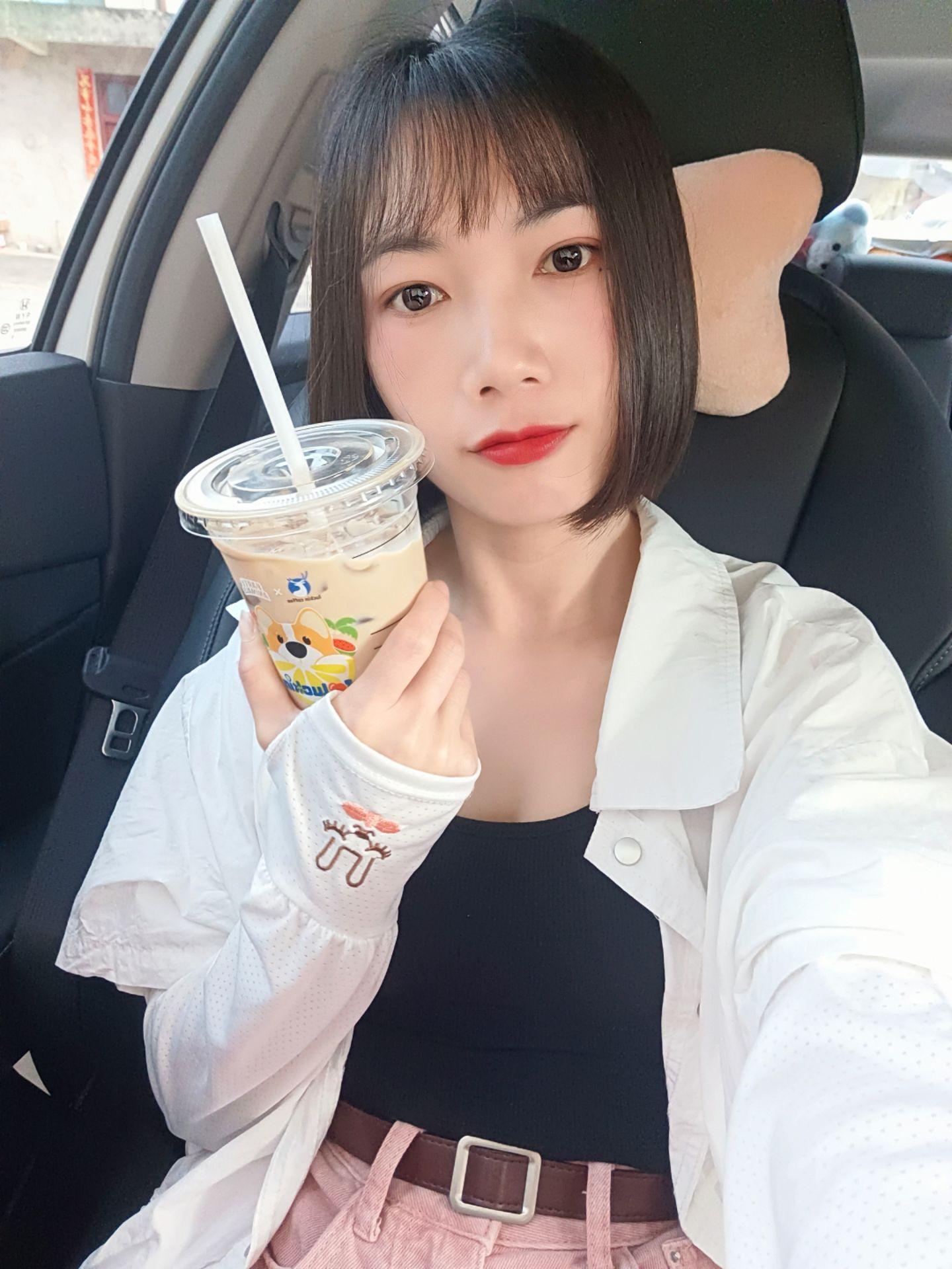算了吧，我只是个开“烂派派”的普通女孩子