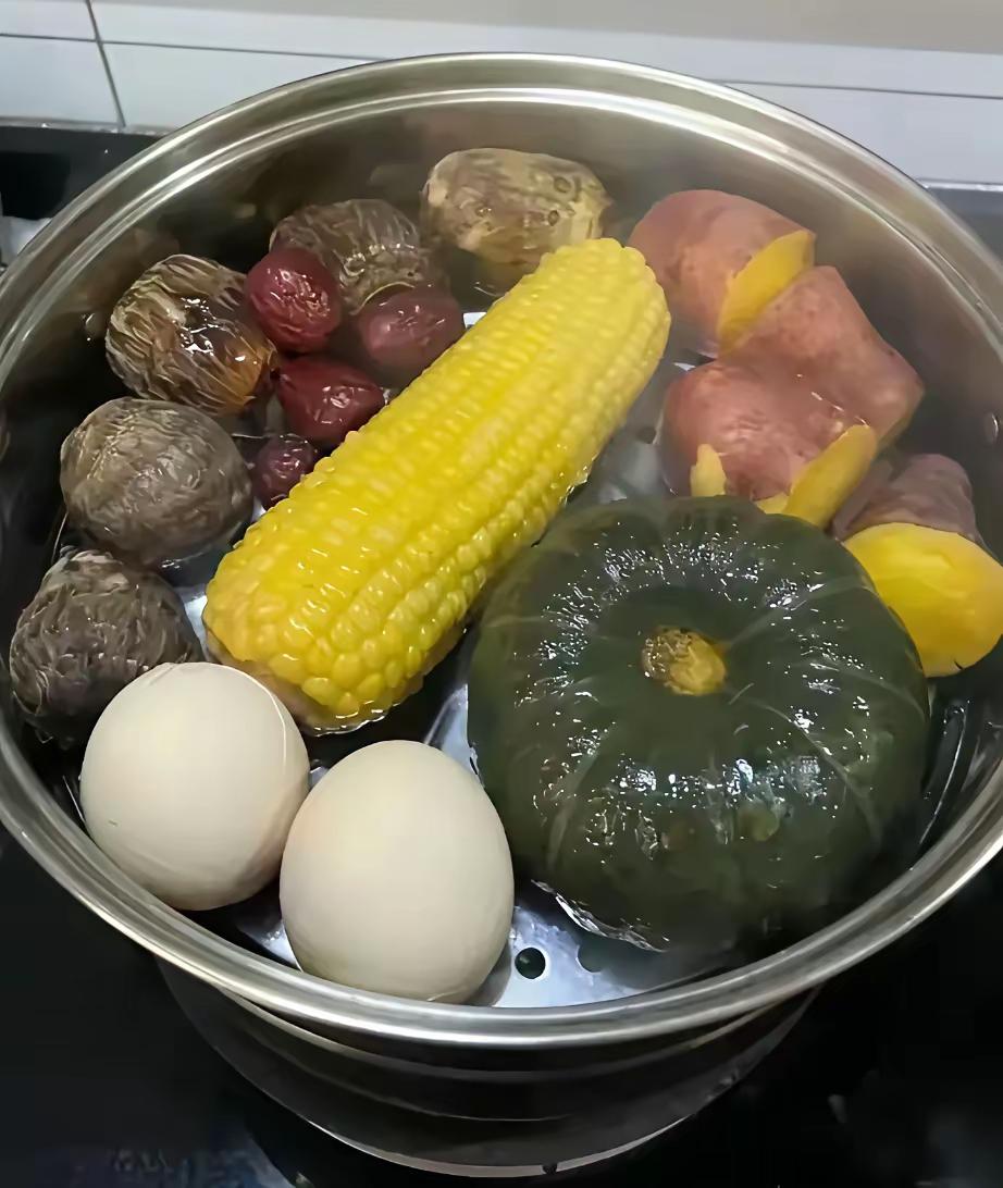 这早餐品种丰富，营养均衡，都是我爱吃的。就是应该分开做，不能一锅蒸，串味，鸡蛋?