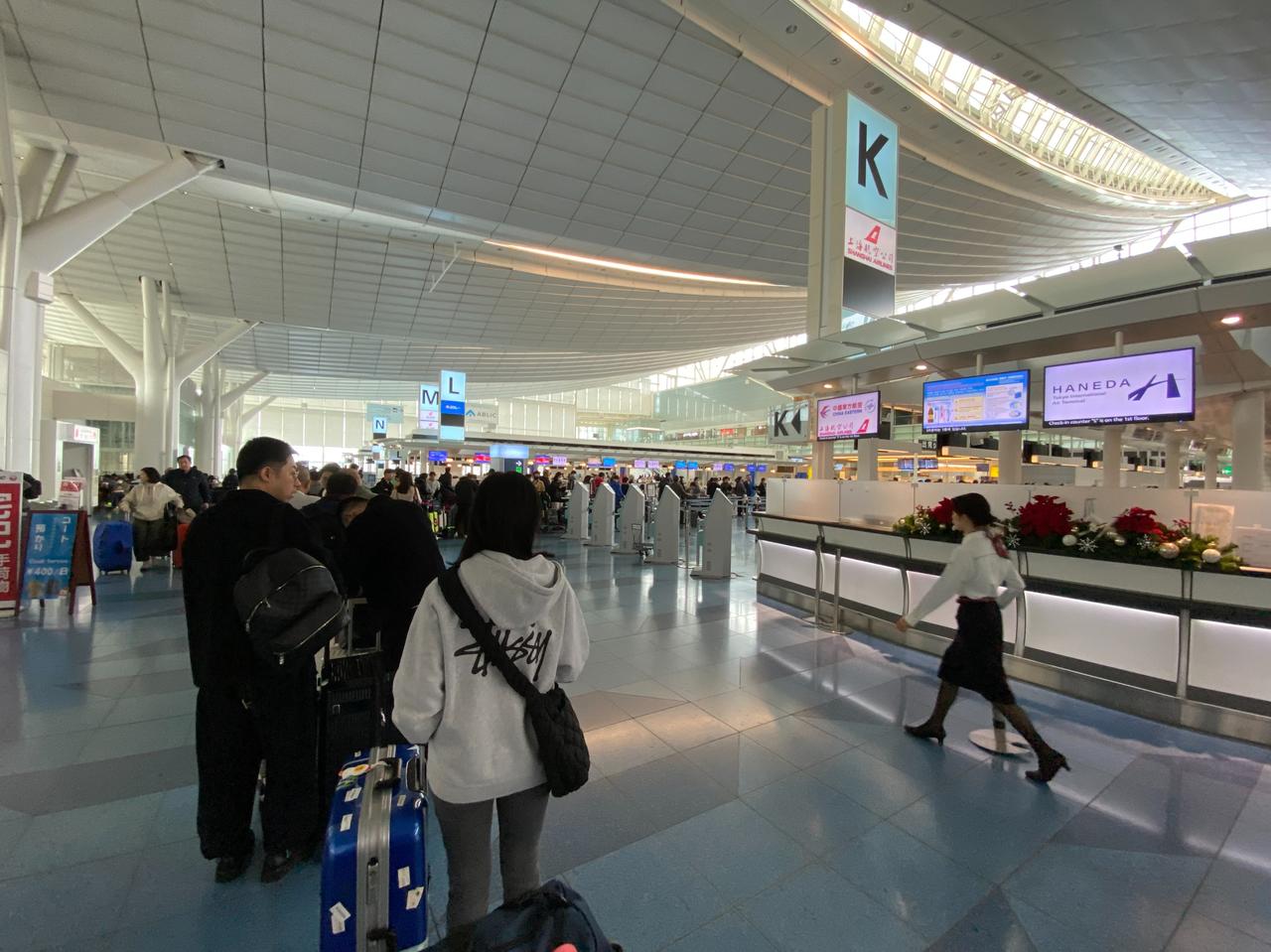 这次回国时从日本东京羽田机场飞回 ，发现日本的出境变化很大，变得非常简单方便[可