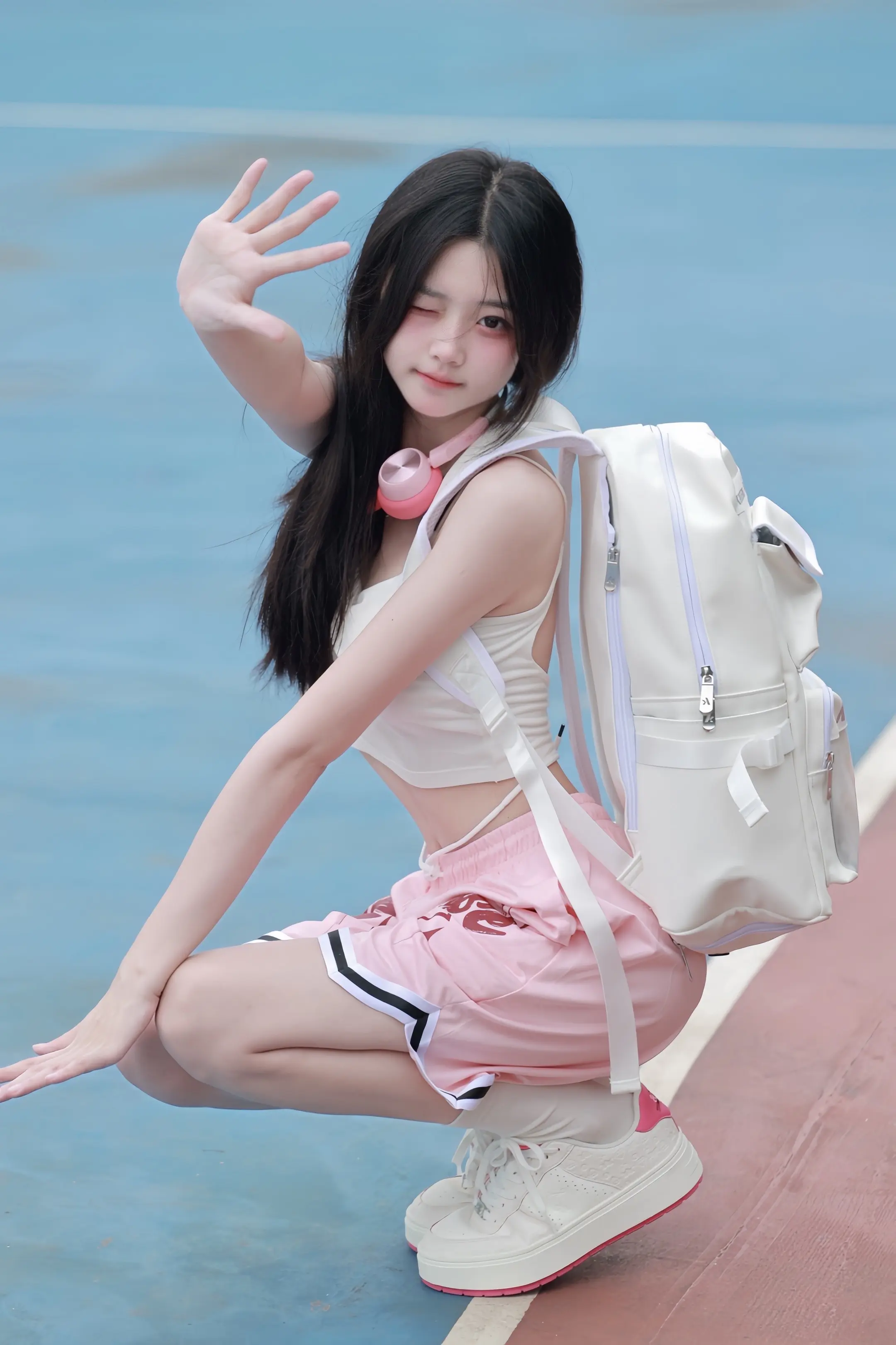 “你好，你也喜欢羽毛球吗？”🏸