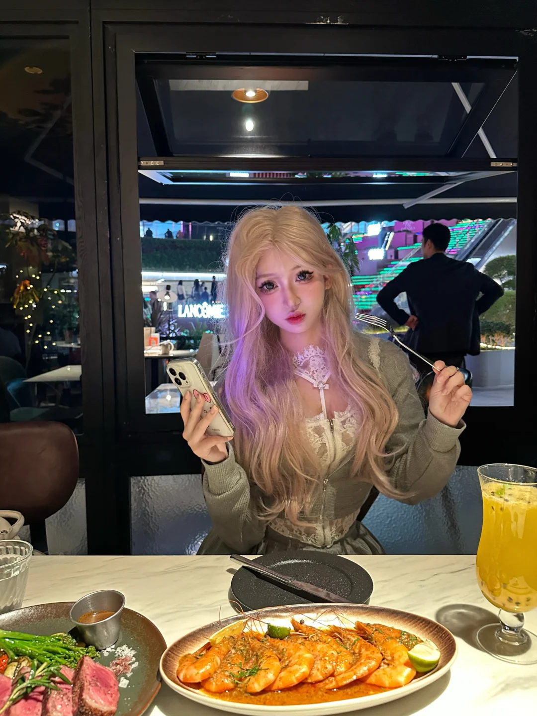 吃个漂亮饭🍸