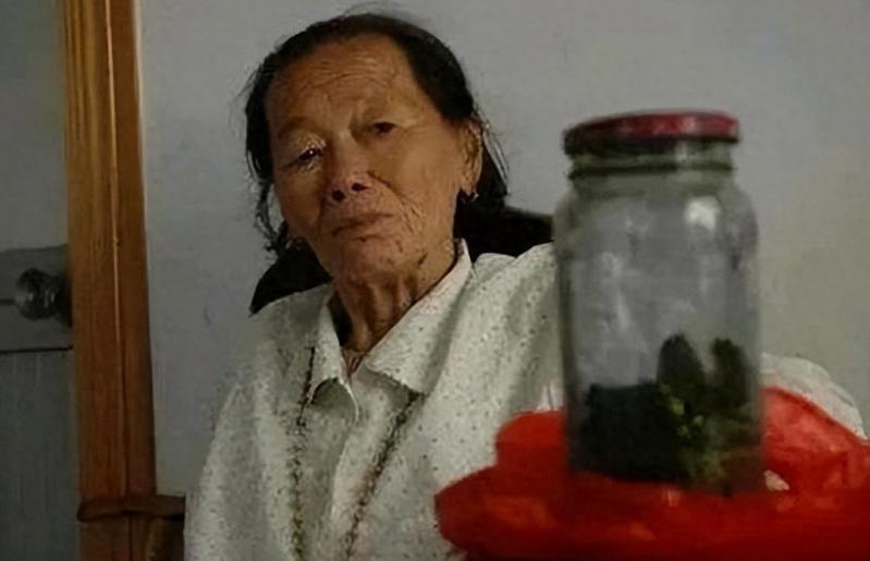 13岁那年，她一天要被糟蹋20多次，肚子被蹂躏到肿胀鼓起，那些日本兵就用军靴，一