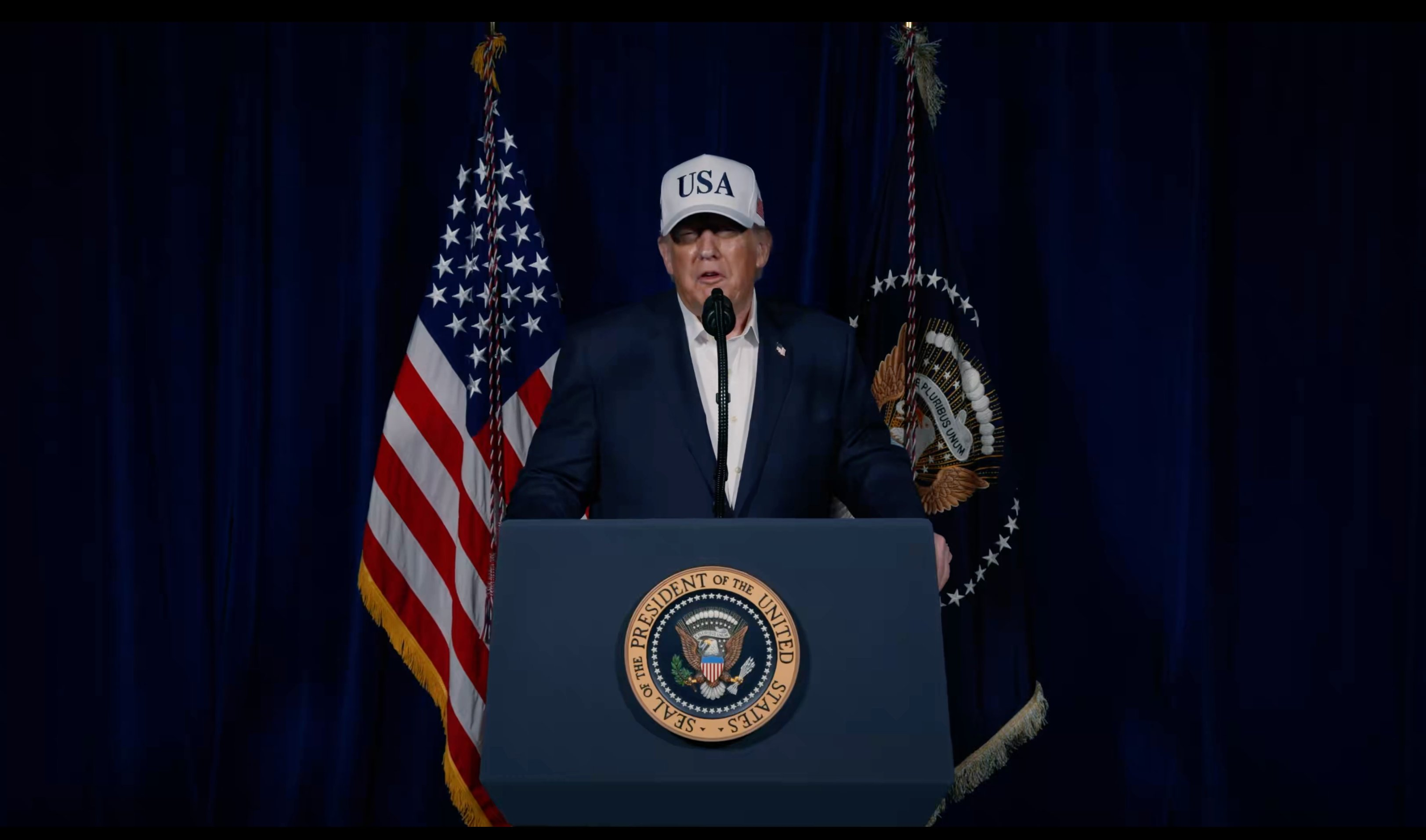 阿川发布视频宣布，美国已开始对伊朗发动“大规模”军事行动，美国将摧毁伊朗的导弹部