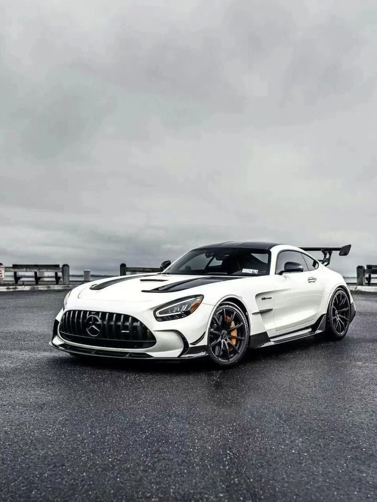 梅赛德斯奔驰AMG GT black series….. ​​​