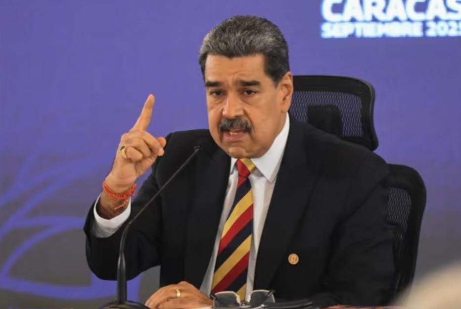 特种部队“零伤亡”生擒马杜罗？这场戏演得太假了！不少人直呼美军战力逆天，能在号称