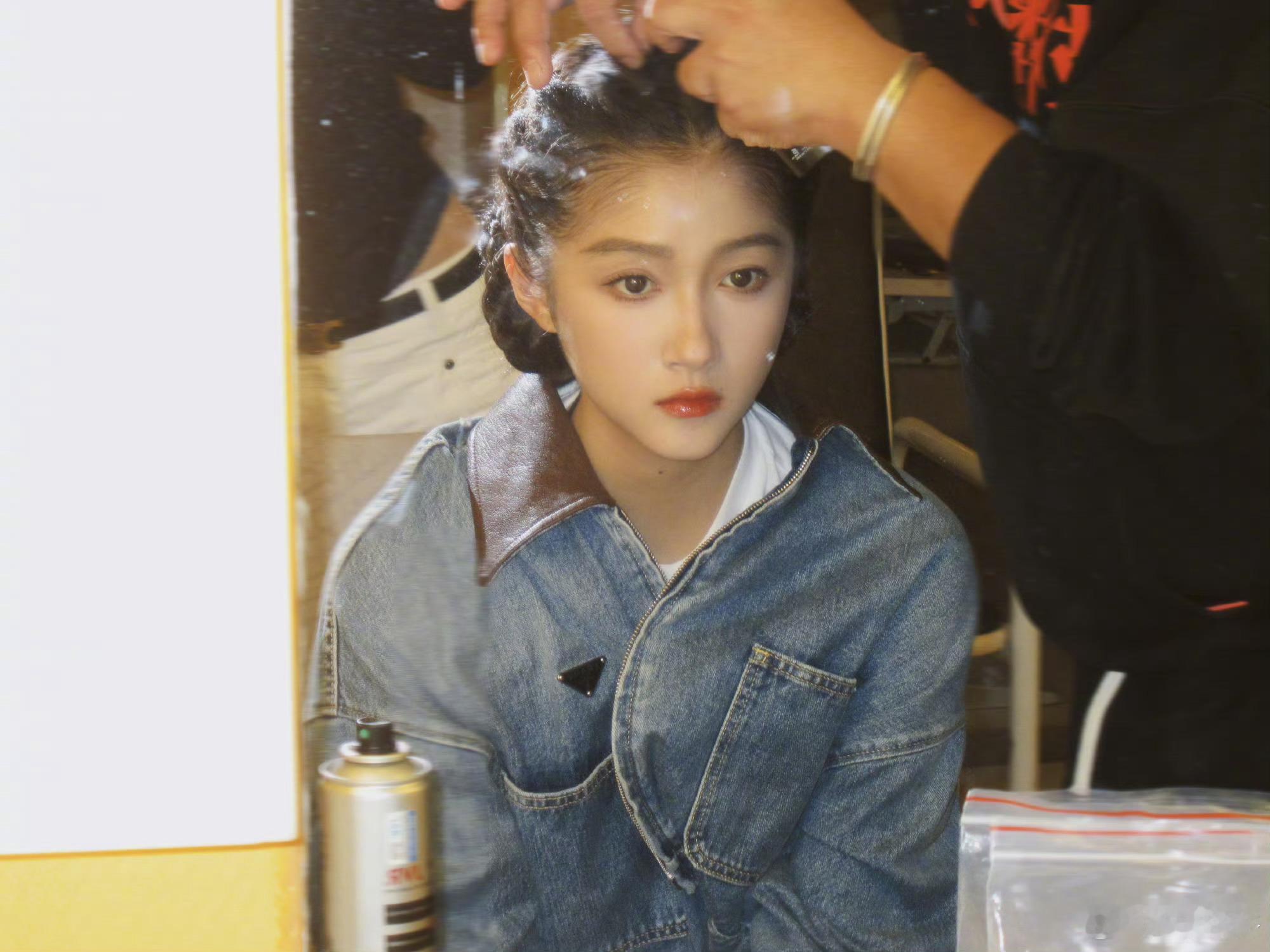 关晓彤21年只拍了一部戏关晓彤的很多角色我都很喜欢比如：彭佳禾（《好先生》）：2