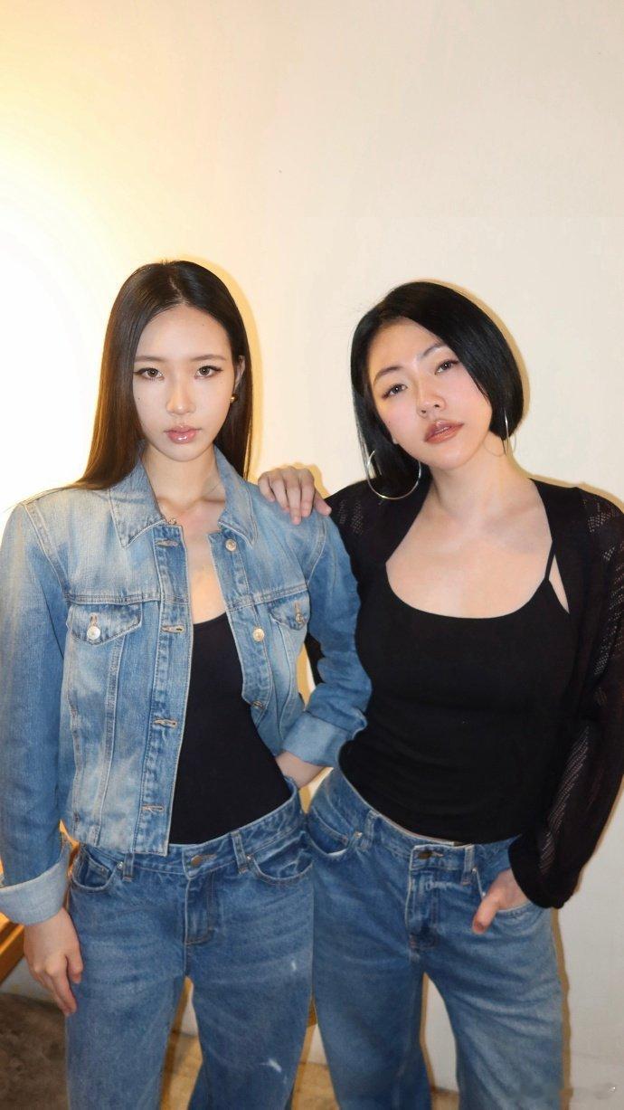 Elly担任小S节目嘉宾，根本就是姐妹啊！Elly担任小S节目嘉宾 小S和大女儿
