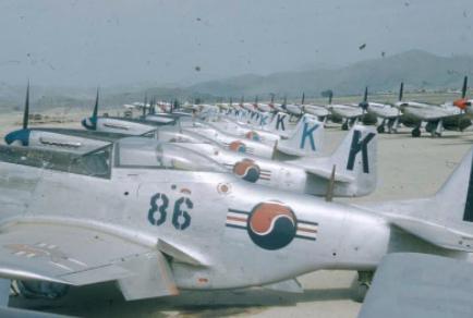 目前唯一能救委内瑞拉的国家只有一个，不是中国，更不是俄罗斯，俄罗斯目前和乌克兰的