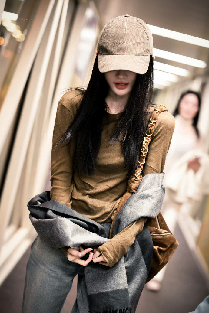 鞠婧祎霸总千金感 鞠婧祎小表情看得我好爽 谁被鞠婧祎这段小表情拿捏住！发火的时候
