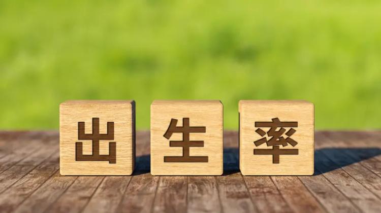 其实根本不用被各种危言耸听的论调带节奏。现在AI替代人工的速度越来越快，本来每年