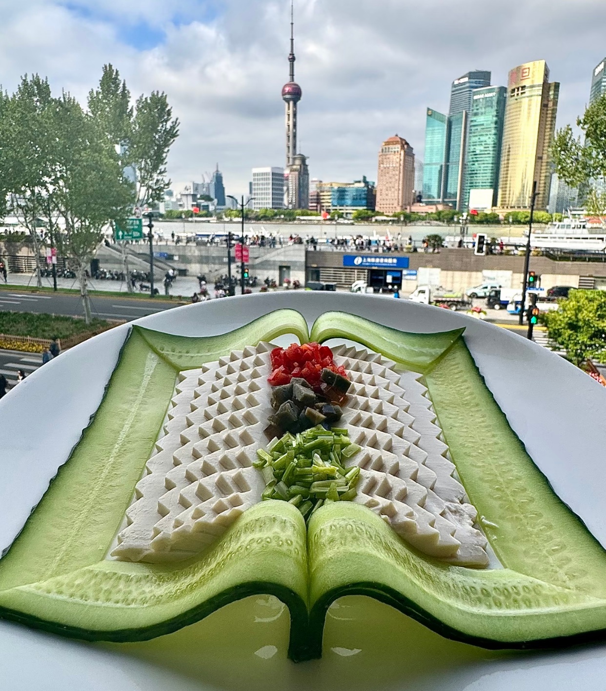 真正做到了饱读诗书不想读书的时候可以选择吃书不一定能获得知识，但一定很饱腹校园v