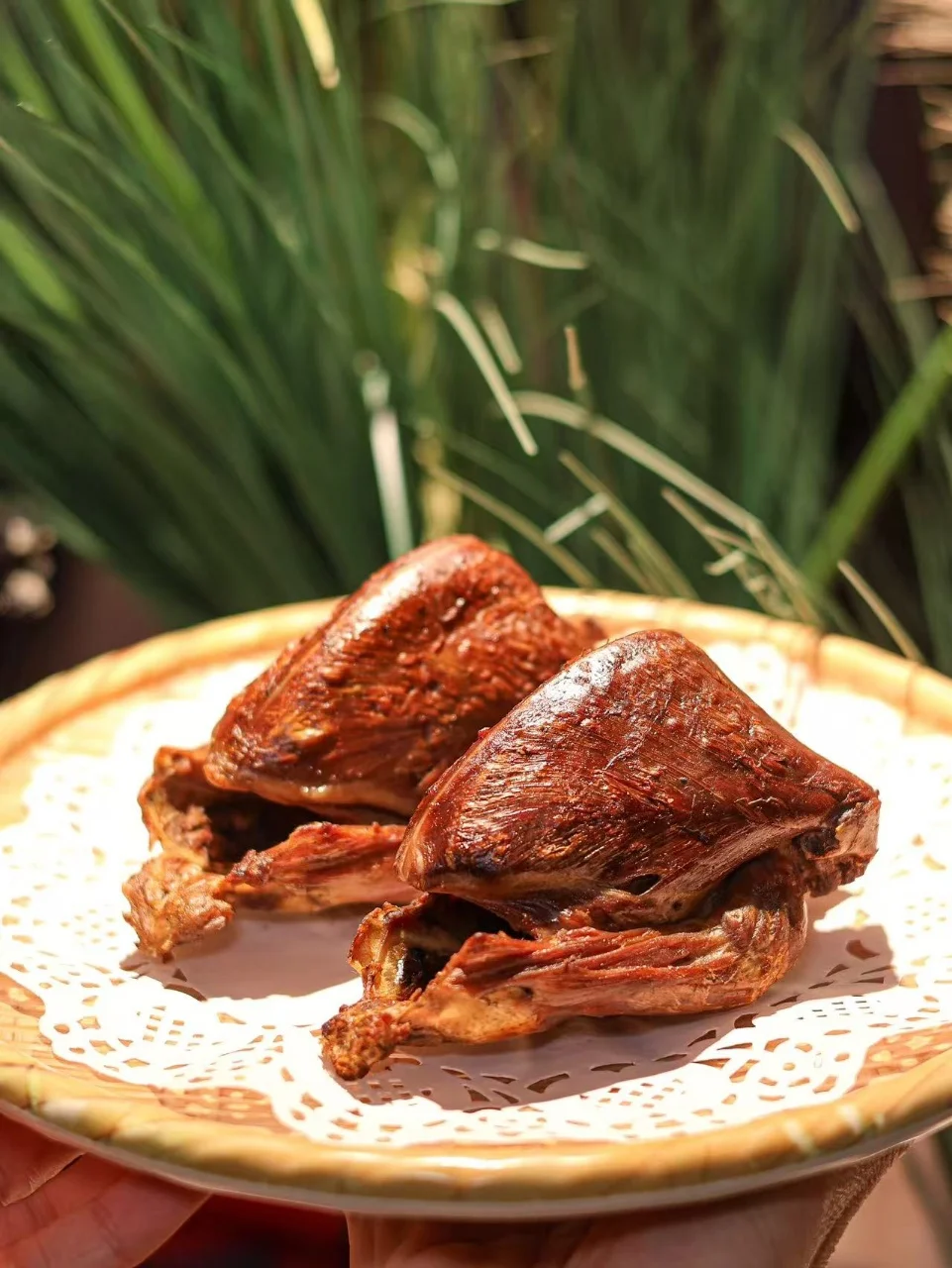 终于吃上了心心念的烧鸽子！