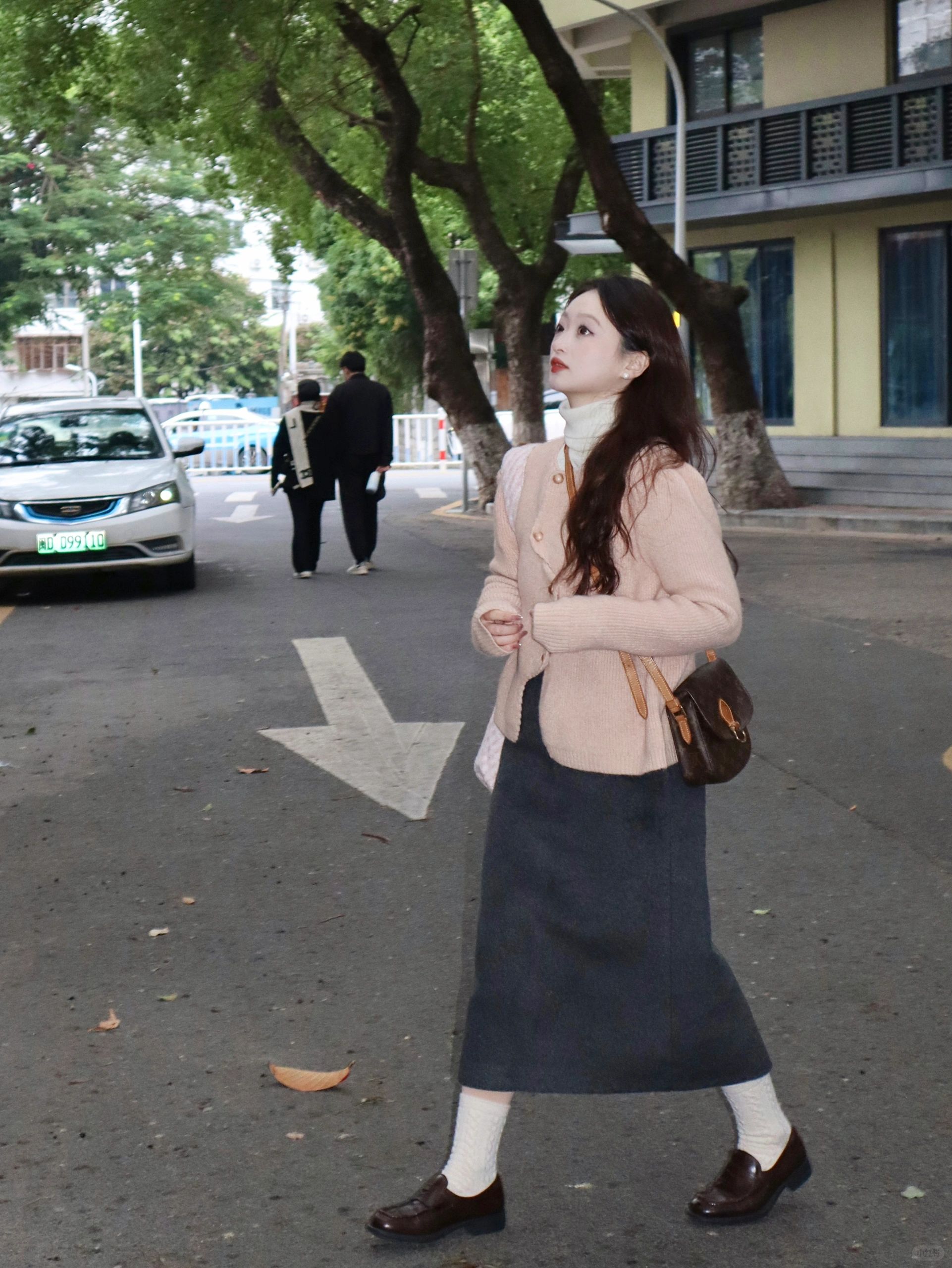 温柔气质粉 微胖女孩冬天就这么穿～