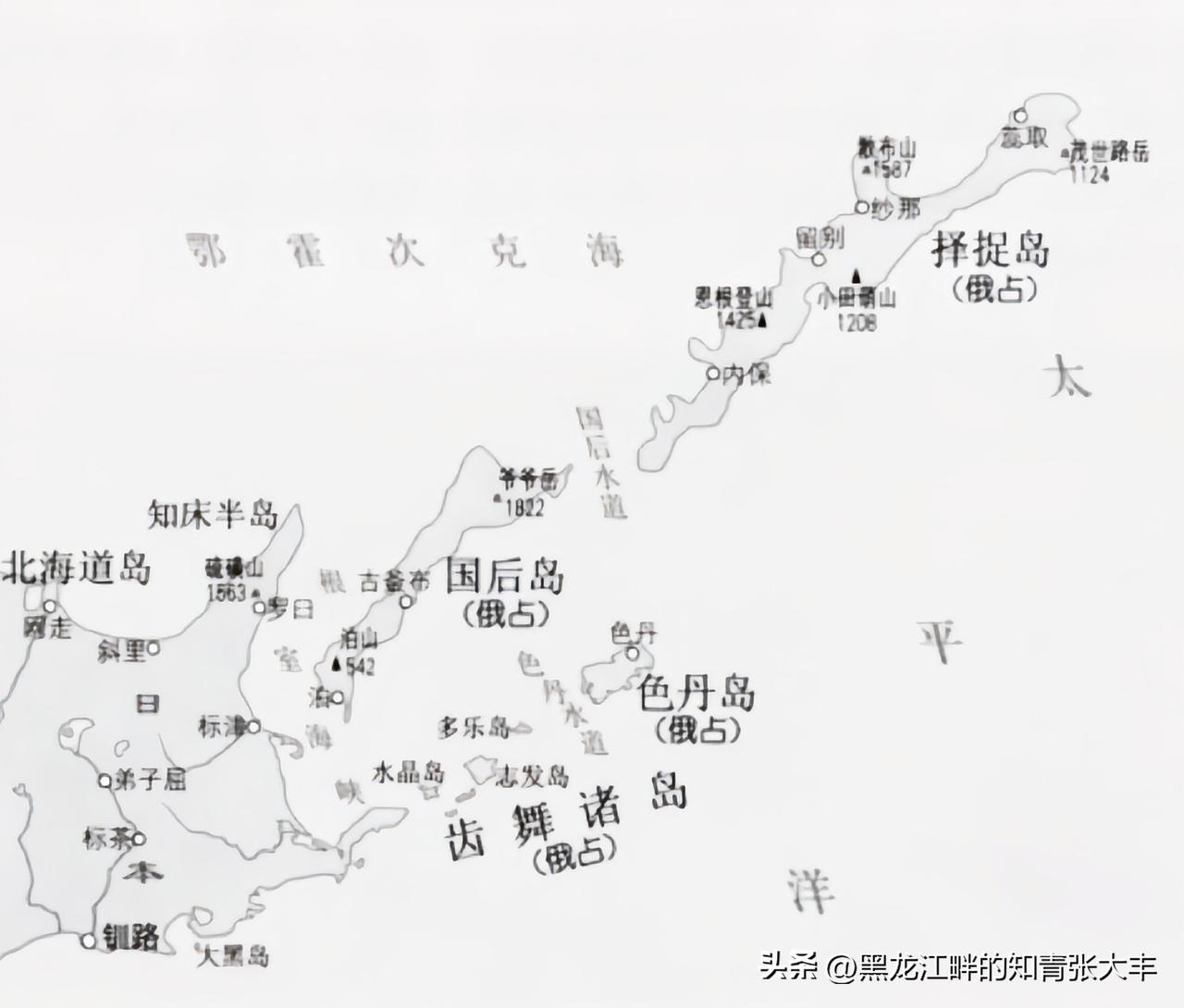 二战结束后，日本的“冲绳岛”、“北方四岛”分别被美国、苏俄占领。

美国在一九七