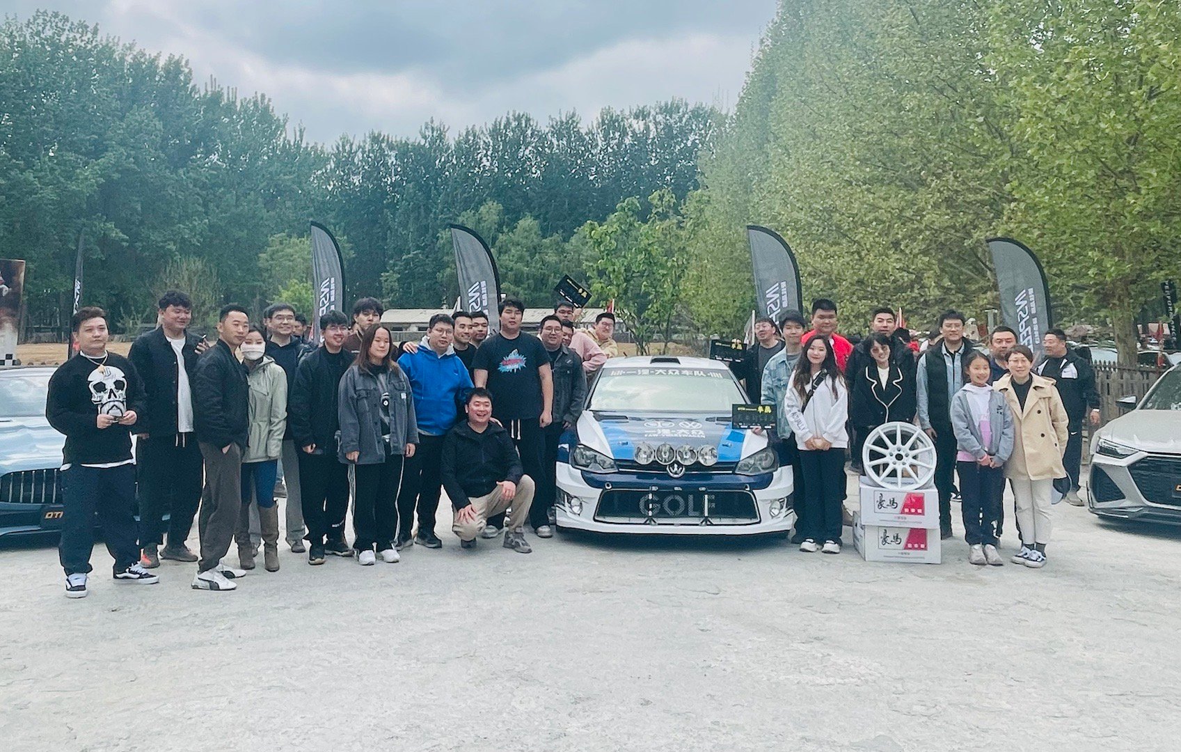周末120台性能车车聚卡丁车活动顺利结束、感谢高尔夫GTi、奔驰A35 AMG、