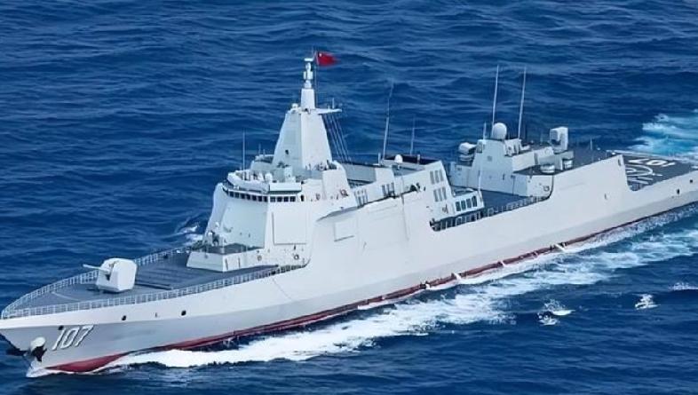 美国这是又在台海搞事啊！一边加速把武器抵台，一边特朗普和高市早苗在白宫会面，还在