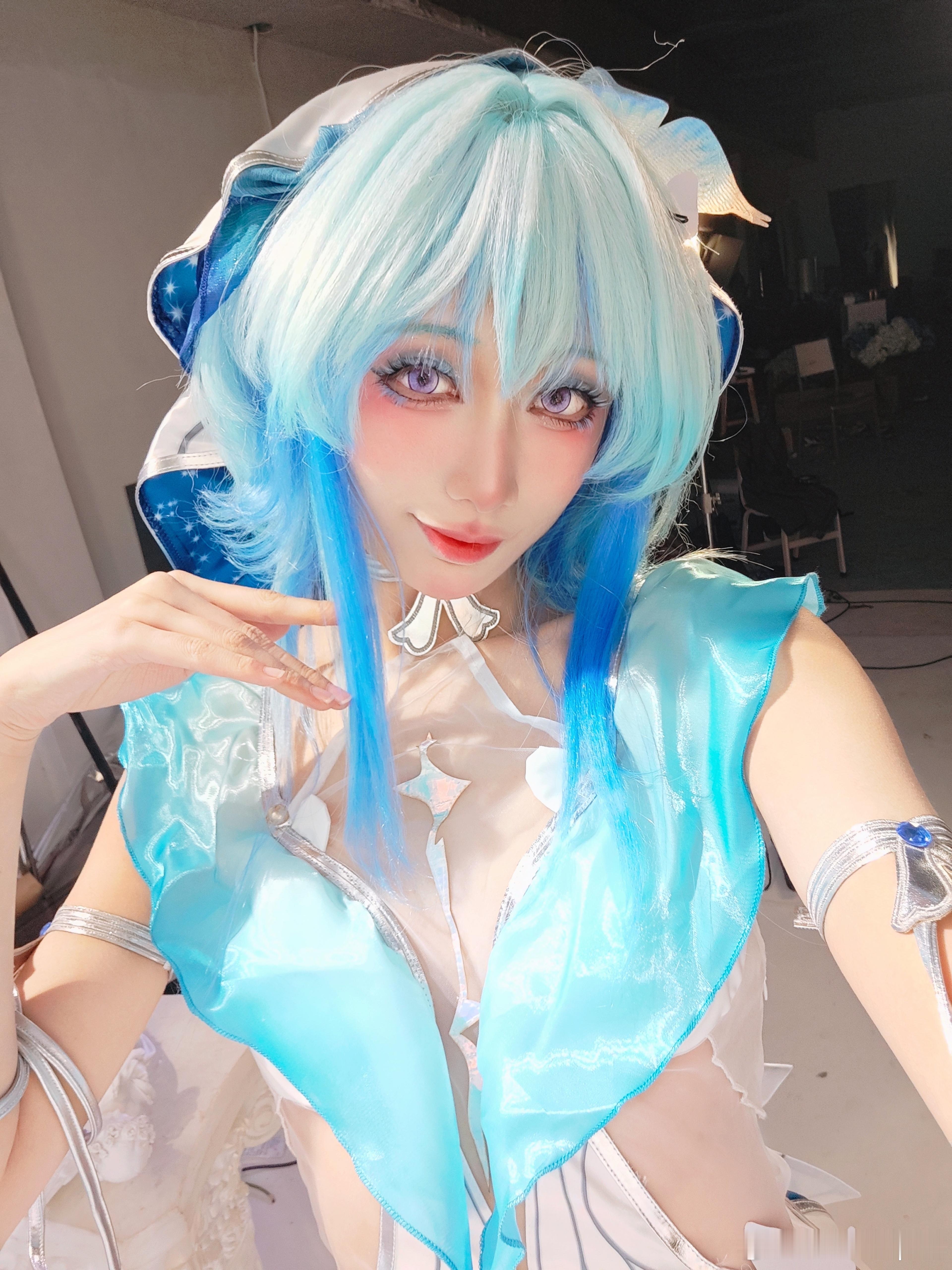 鸣潮[超话]  cosplay  cos  守岸和椿！ 