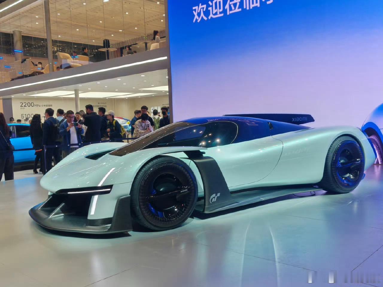 小米VGT概念车亮相车子看着还是挺帅的，这车马力会不会有3000匹马力 