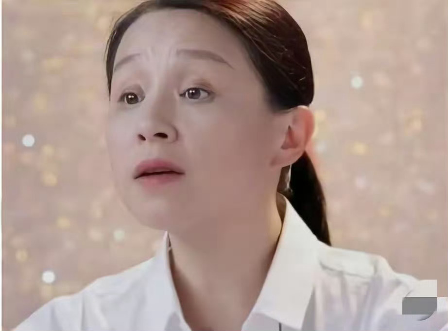 她说如果知道陈情令会这么火，她绝对不会让肖战去试镜。 