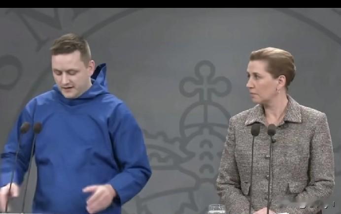 格陵兰岛总理尼尔森称，我们选择北约，我们选择丹麦王国，我们选择欧盟。

尼尔森：