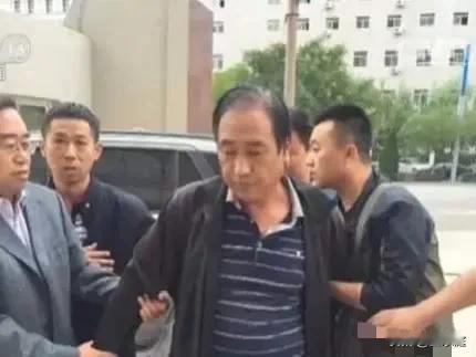 高承勇应该就是那种天生的坏种！[流泪]杀害11条无辜人命以后，他没有再犯案的原因