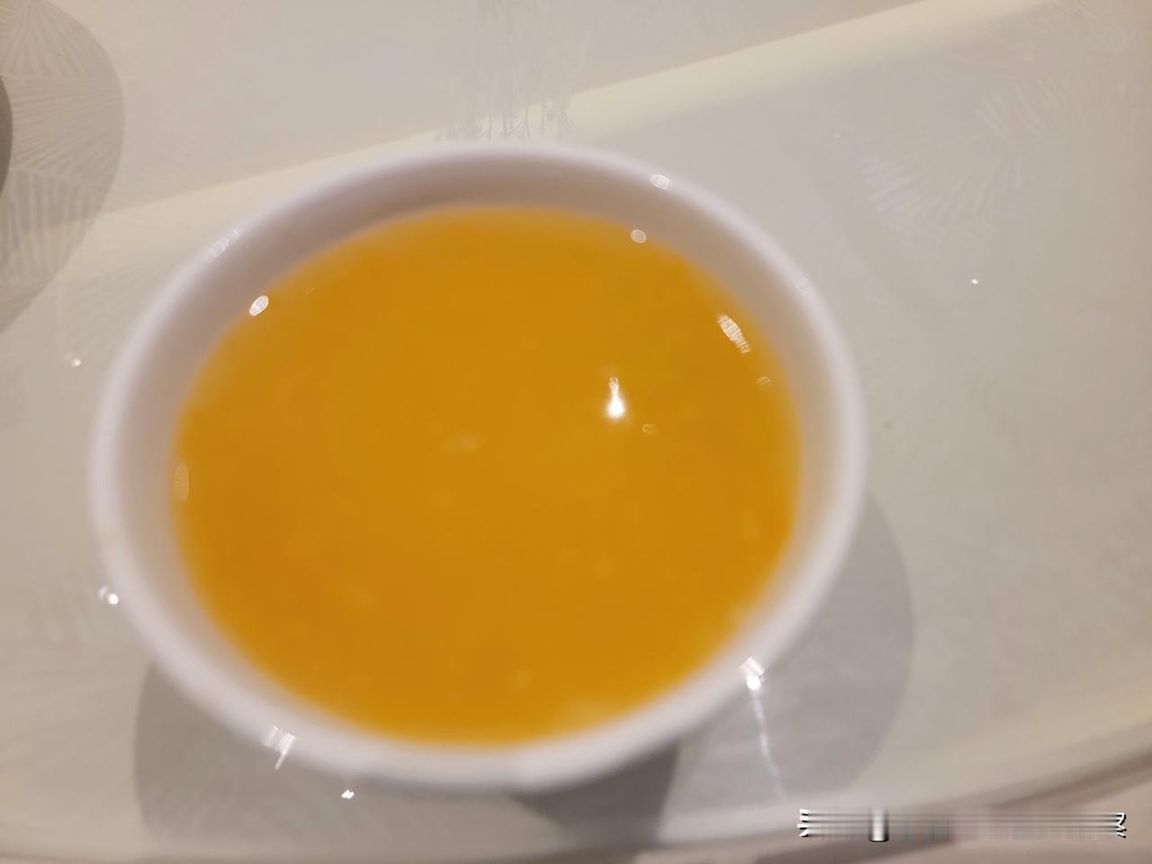 井冈山早餐
喝革命南瓜粥后
奔黄洋界
山路晕车
花300元包车一日游

井冈山革