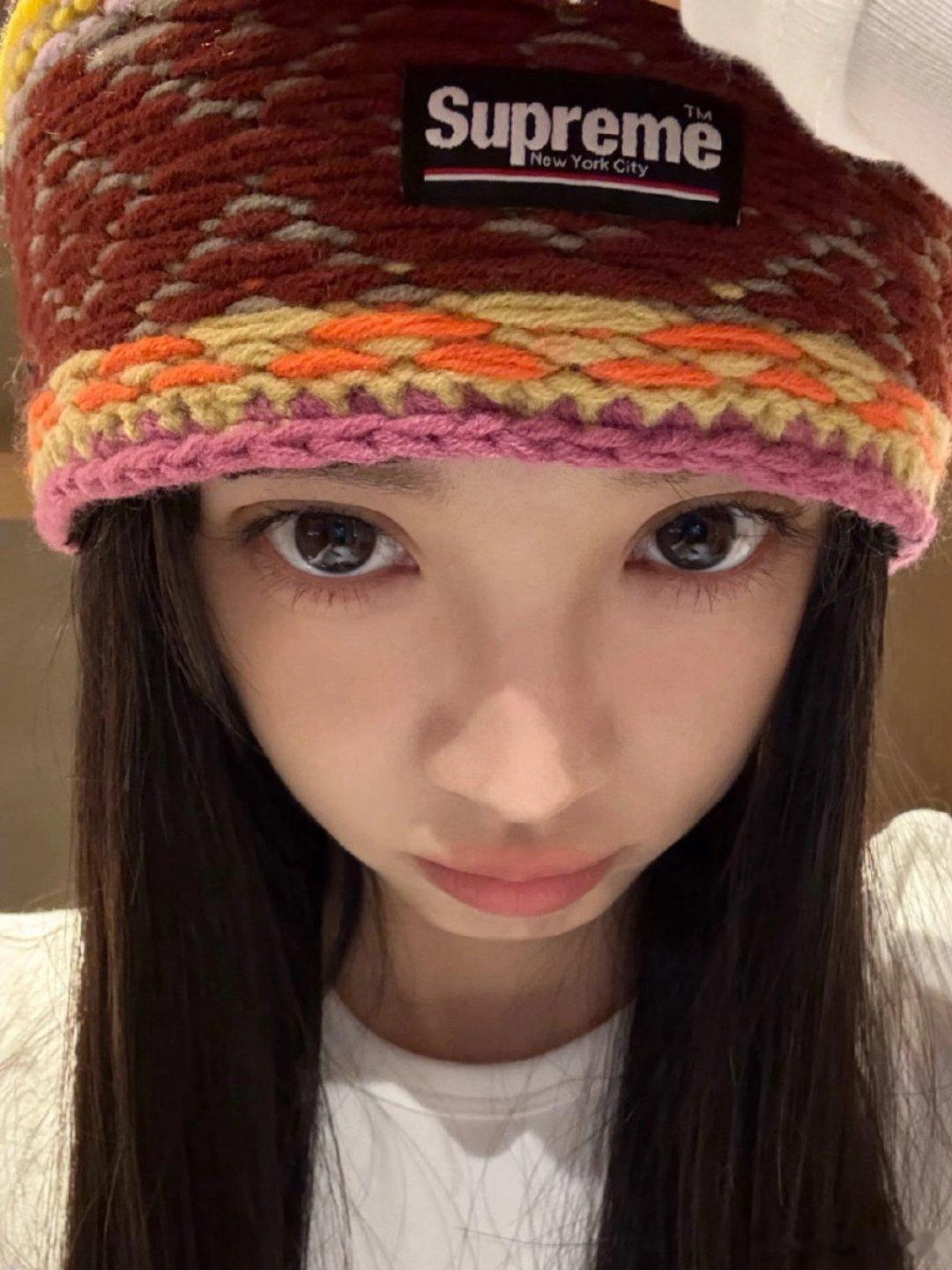 田曦薇 不吃拍照角度压力这是可以说的嘛，怎么感觉小田拍摄角度越奇怪，成品越可爱了