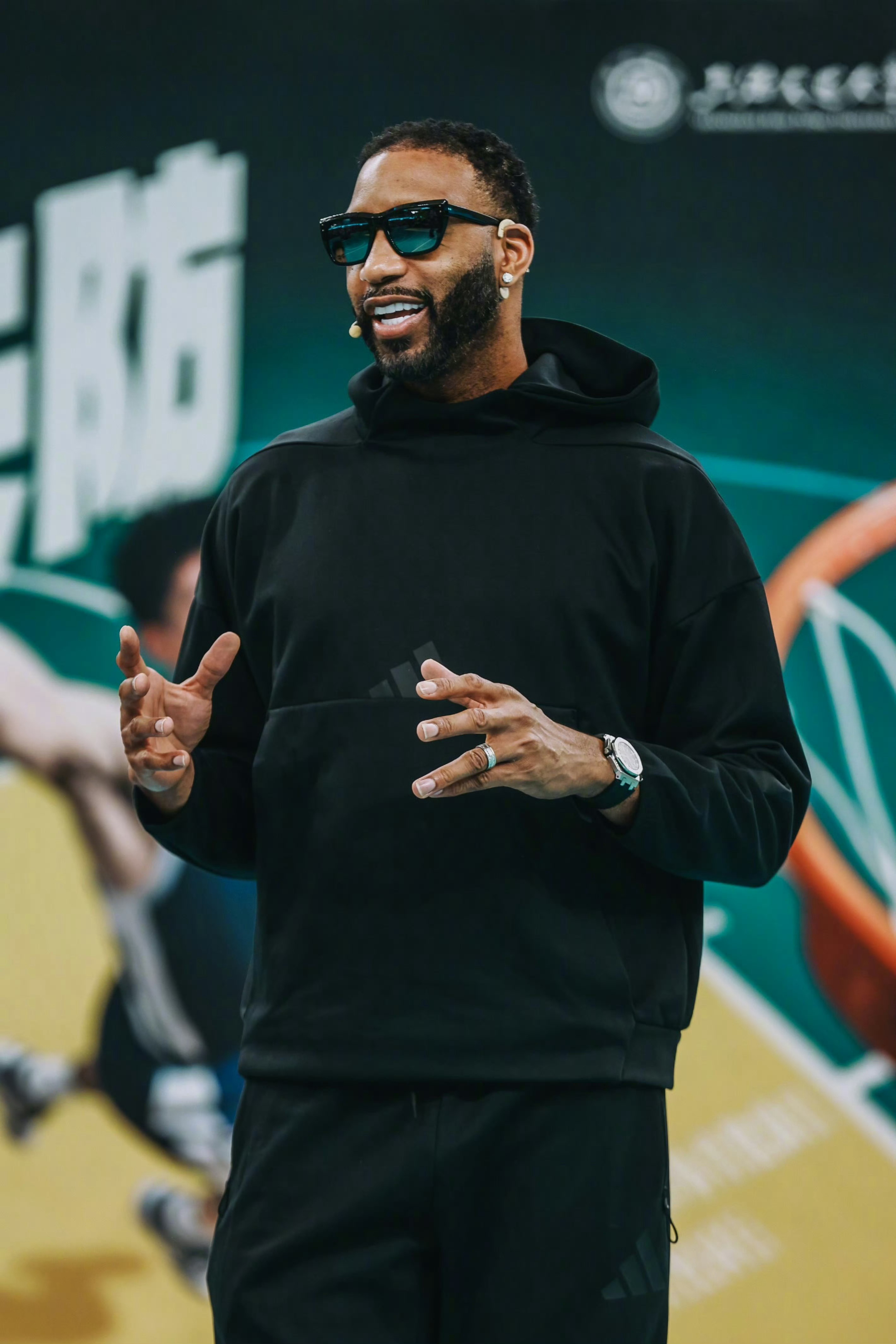 我一直觉得体育活动应该和健康科普多结合因为体育本身的意义之一就是让我们更加了解自