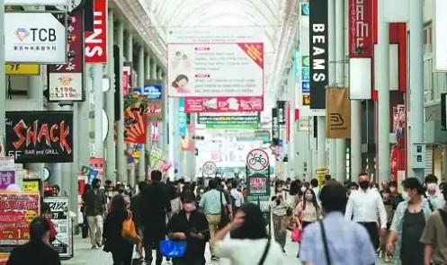 果不其然。 日本媒体突然“宣布”了一个冷冰冰的现实：中国人的日常生活里，能被日本