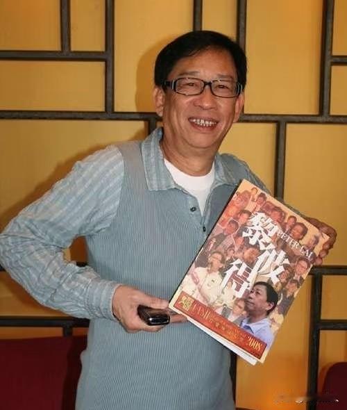你肯定看过他演的戏，但你知道他还写过张国荣的《Monica》吗？

8月5号，香