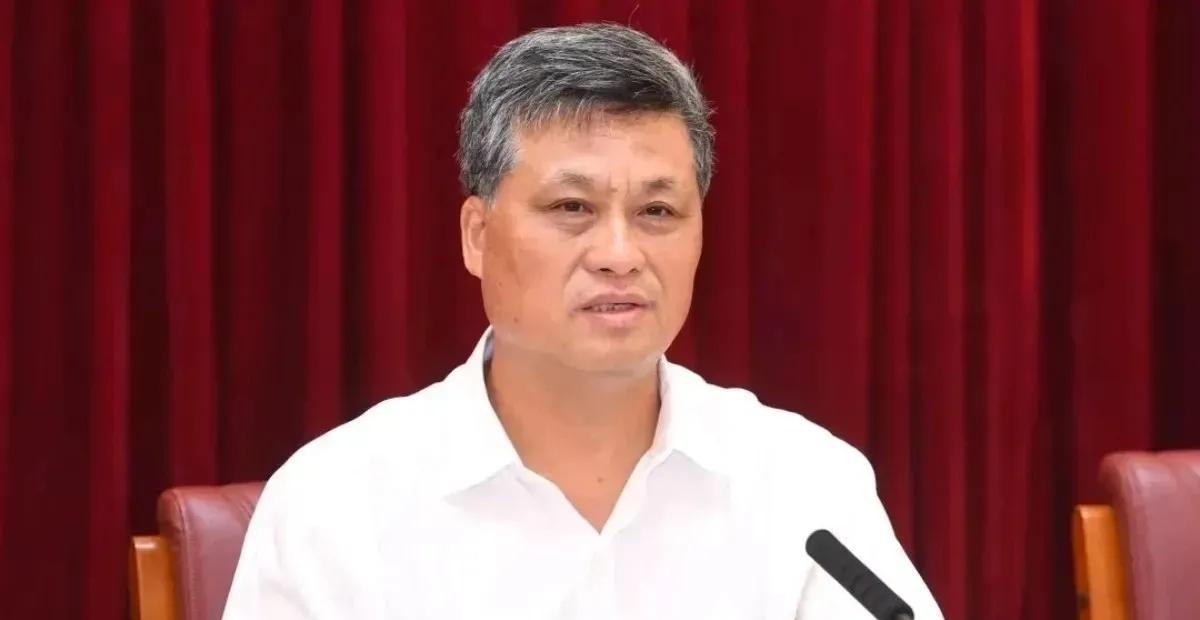 2026年7月14日，中央纪委国家监委发布通报，原中央政治局委员、中央农村工作领