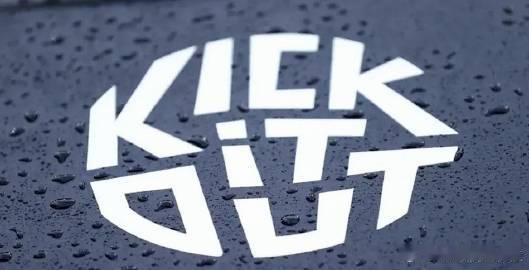据BBC报道，英格兰足球反歧视组织Kick It Out表示，2025-26赛季