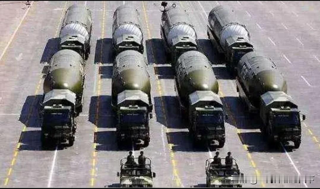 #俄罗斯为何拿不下乌克兰#俄罗斯面对的不仅仅是乌克兰，而是美帝为首的北约组织。乌