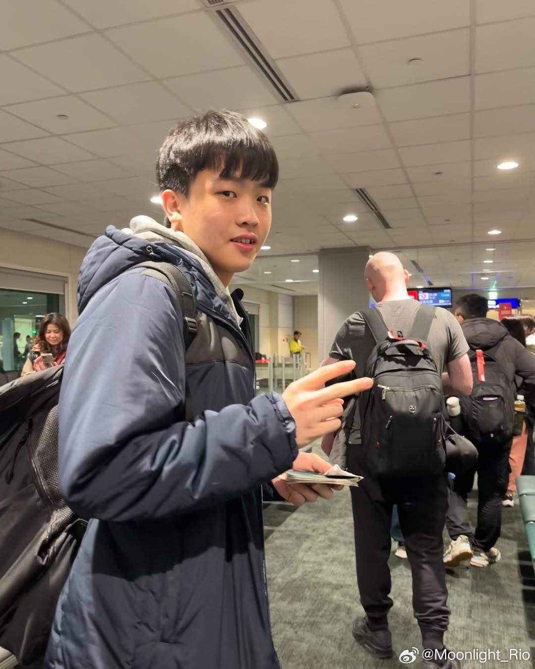 张佑安出发接下来的两站WTT支线赛🇸🇮🇭🇷 